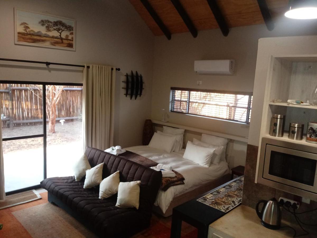 Ferienwohnung Marloth Wild Fig Studio Marloth Park Exterior foto